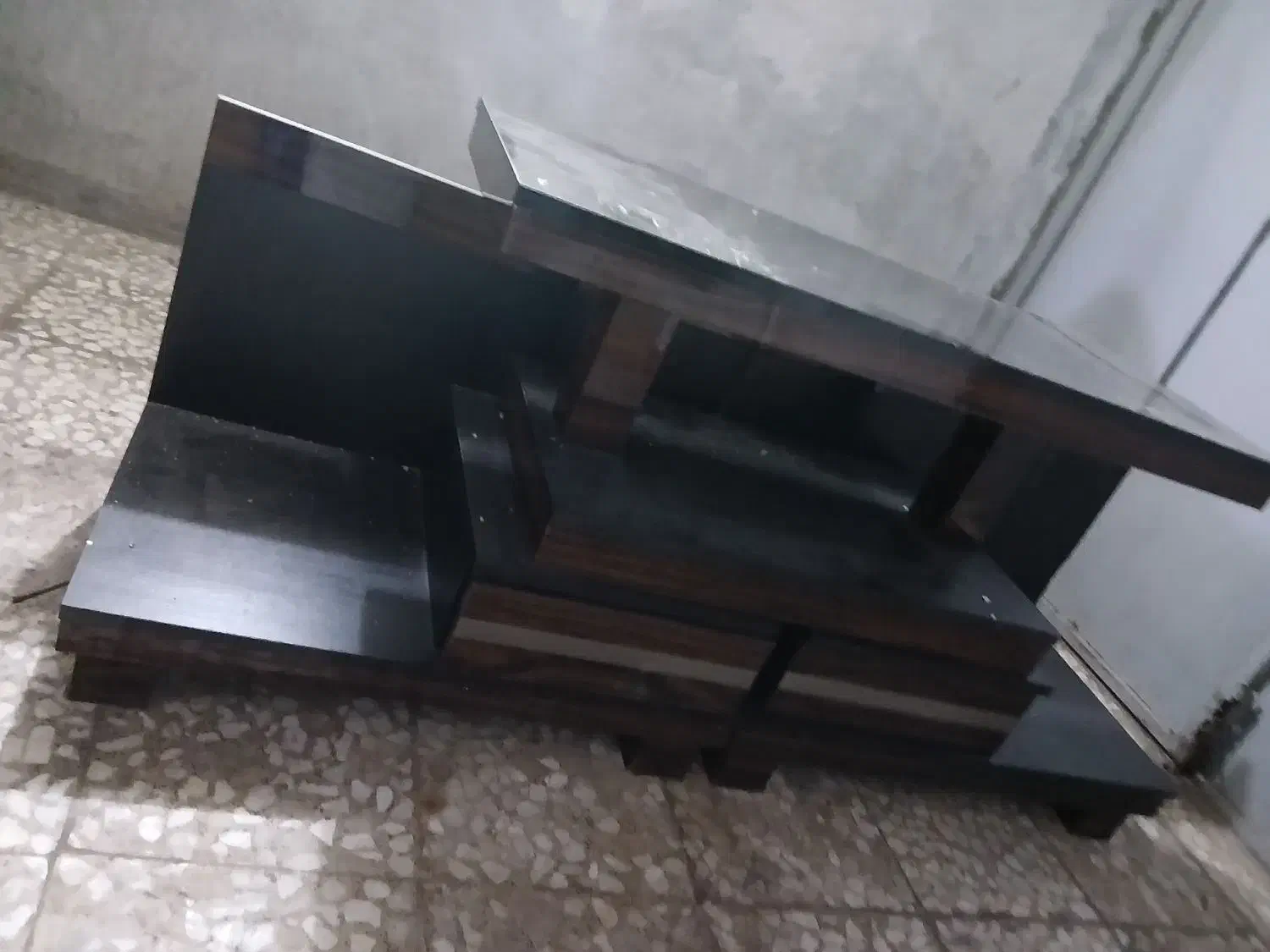 میز تلویزیون ام دی اف ۳ تیکه|میز تلویزیون|رشت, حمیدیان|دیوار