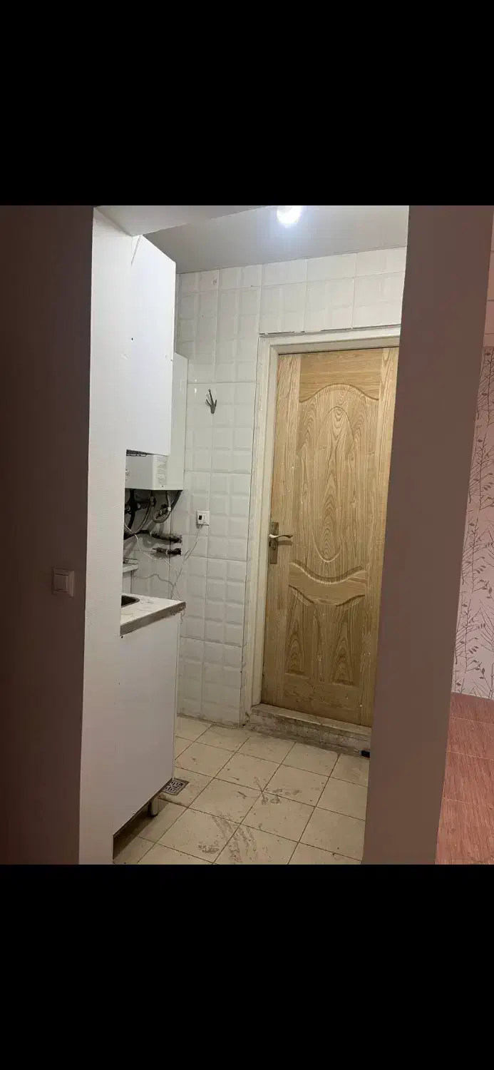 واحد تجاری واقع در ۲۴متری|اجارهٔ دفتر کار، اتاق اداری، مطب|سبزوار, کاشفی شمالی (دادگستری)|دیوار