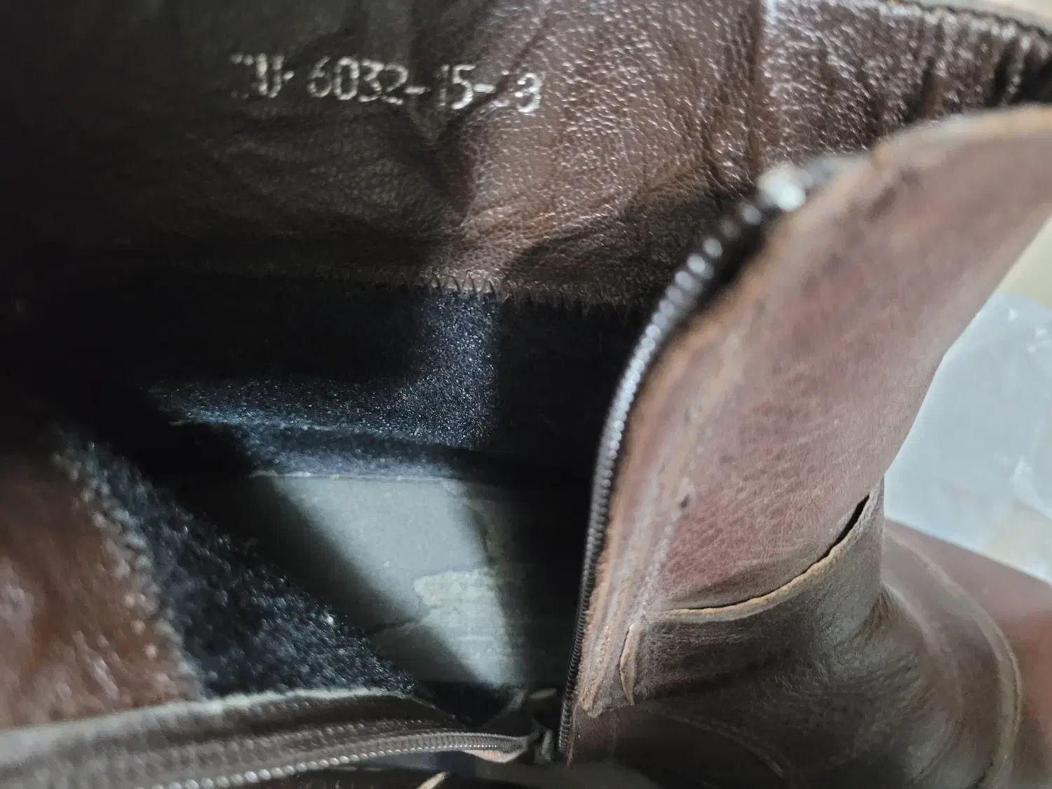 بوت چرم طبیعی سایز ۳۸|کیف، کفش، کمربند|مشهد, سجاد شهر|دیوار