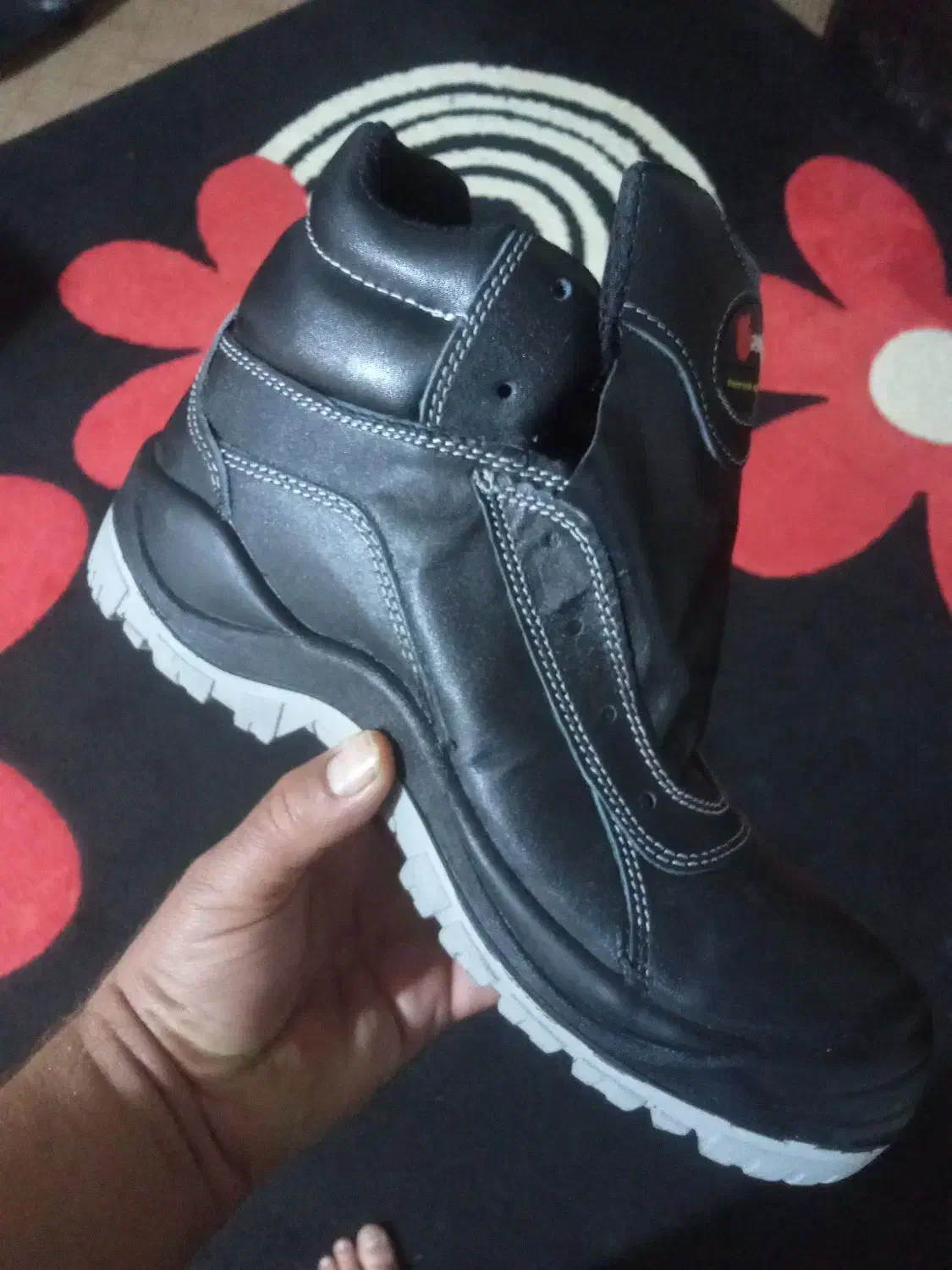 ۲جفت کفش ایمنی|کیف، کفش، کمربند|بهبهان, |دیوار