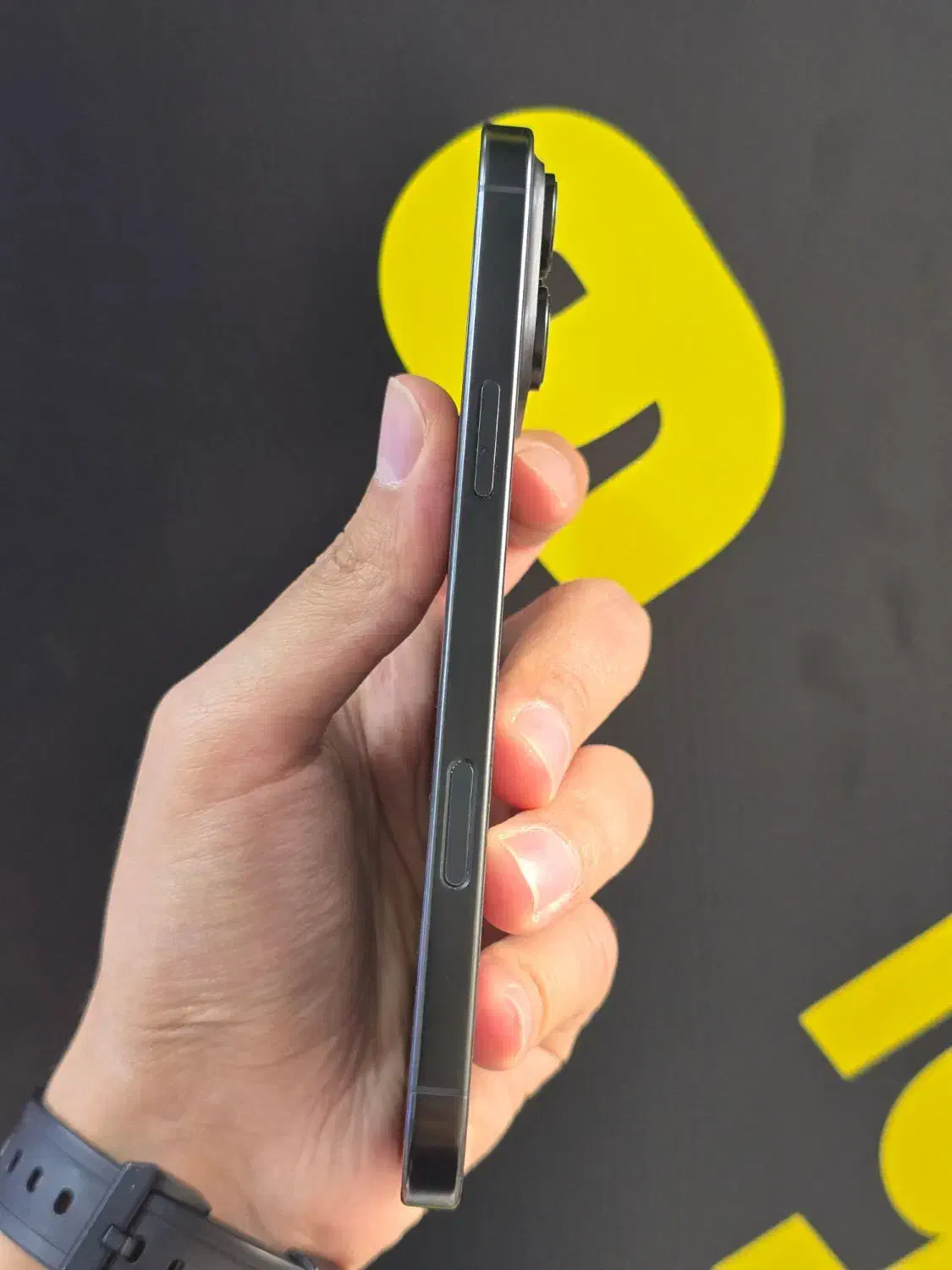 آیفون ۱۶ پرو مکس تک سیم|موبایل|کرج, برغان|دیوار