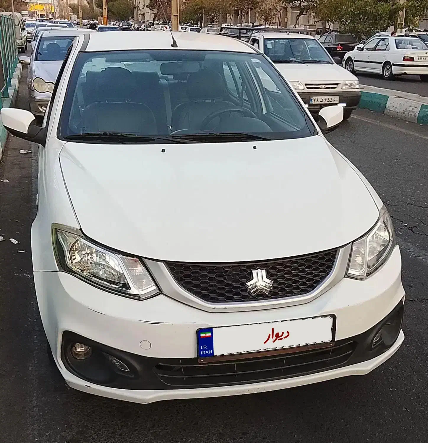 ساینا s|خودرو سواری و وانت|پرند, فاز ۵|دیوار