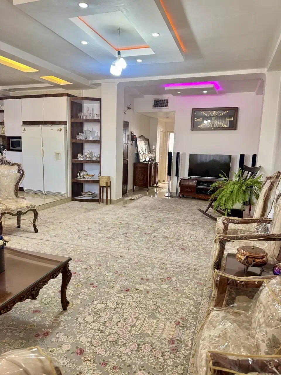 فروش فوری اپارتمان ۱۱۰ متری بیدستان|فروش آپارتمان|محمدیه-قزوین, |دیوار