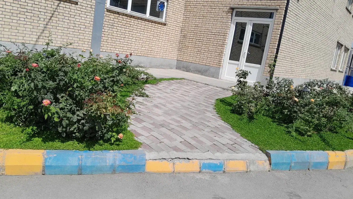 استخدام نیرو خانم خط تولید|استخدام صنعتی، فنی، مهندسی|چناران, |دیوار