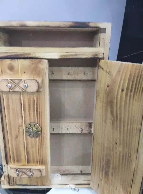 جا کلیدی چوبی دست ساز|صنایع دستی و سایر لوازم تزئینی|مشهد, مشکینی (شهرک غرب)|دیوار