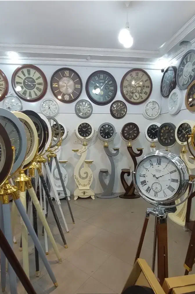 مقابل سوانح سوختگی کاوه|ساعت دیواری و تزئینی|اصفهان, پوریای ولی|دیوار