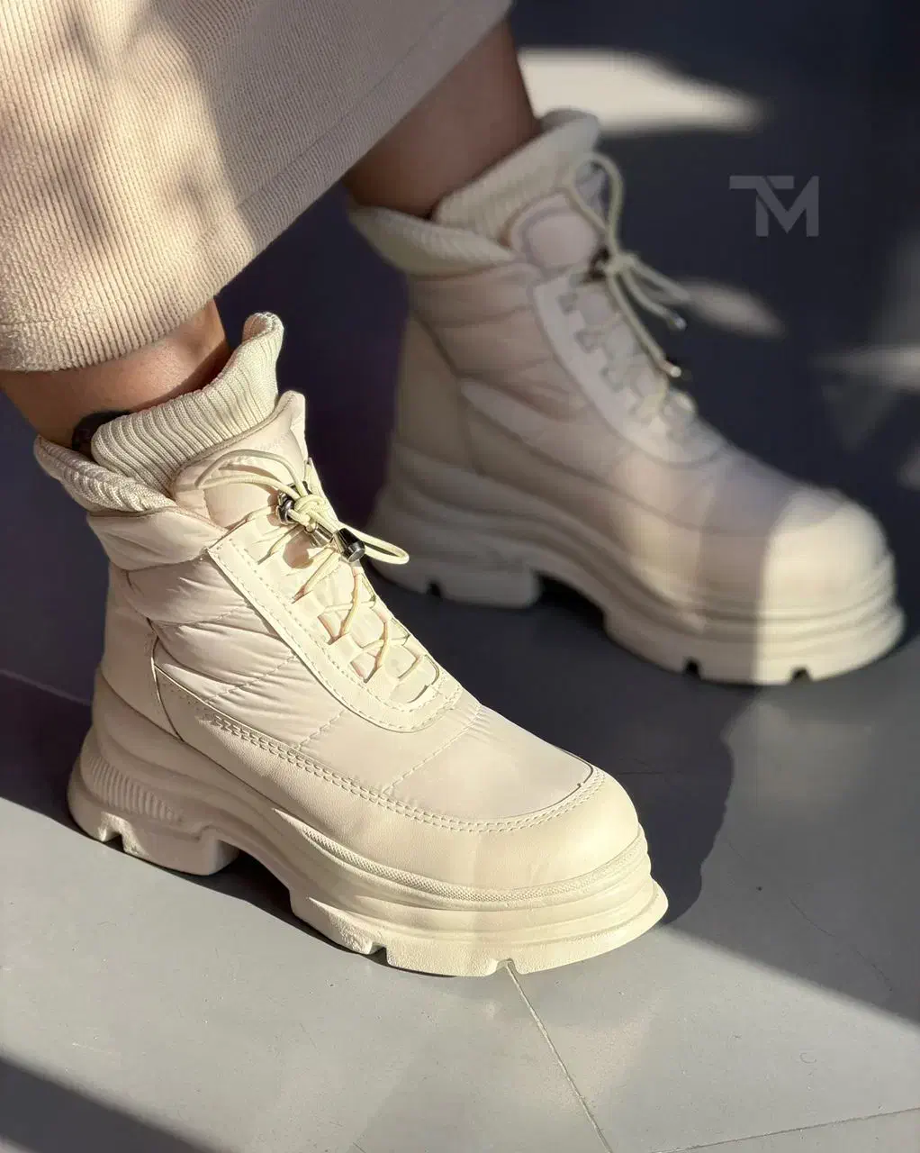 بوت کاپشنی رویاباقیمت باورنکردنی|کیف، کفش، کمربند|قم, سالاریه|دیوار