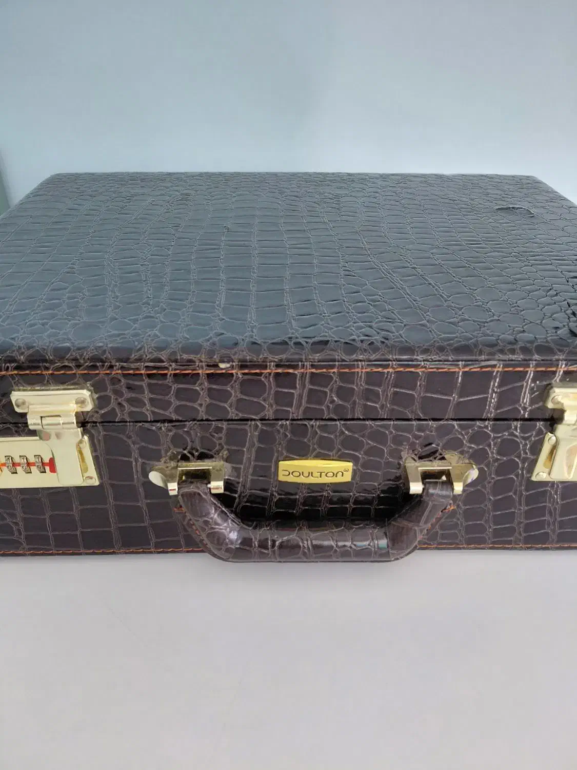 جعبه جاقاشقی|کیف، کفش، کمربند|زنجان, |دیوار