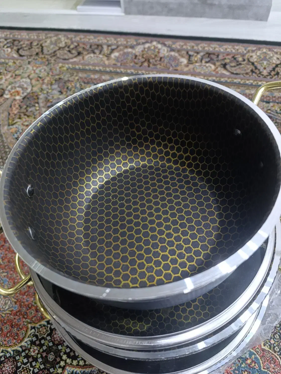 سرویس تفلون زنبوری|ظروف پختوپز|اردبیل, |دیوار