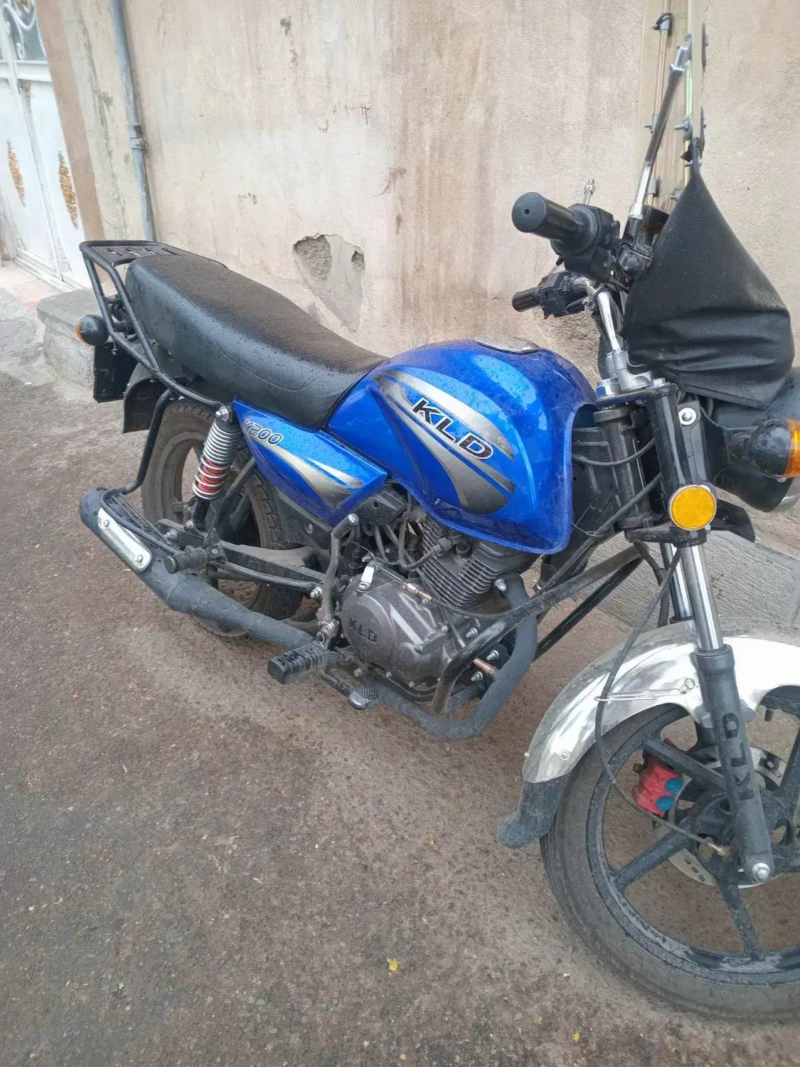 موتور 200kld|موتورسیکلت|ری, شهادت|دیوار