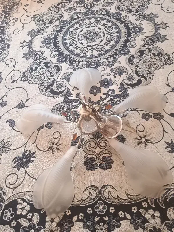 لوستر ۵ شاخه|لوستر و چراغ آویز|مشهد, نکاح|دیوار