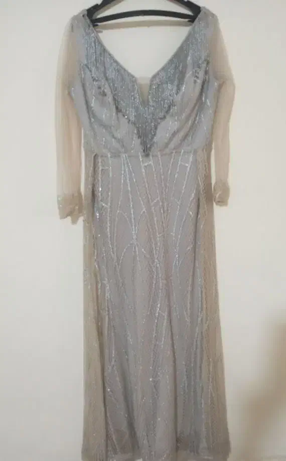 لباس مجلسی|لباس|نهاوند, |دیوار