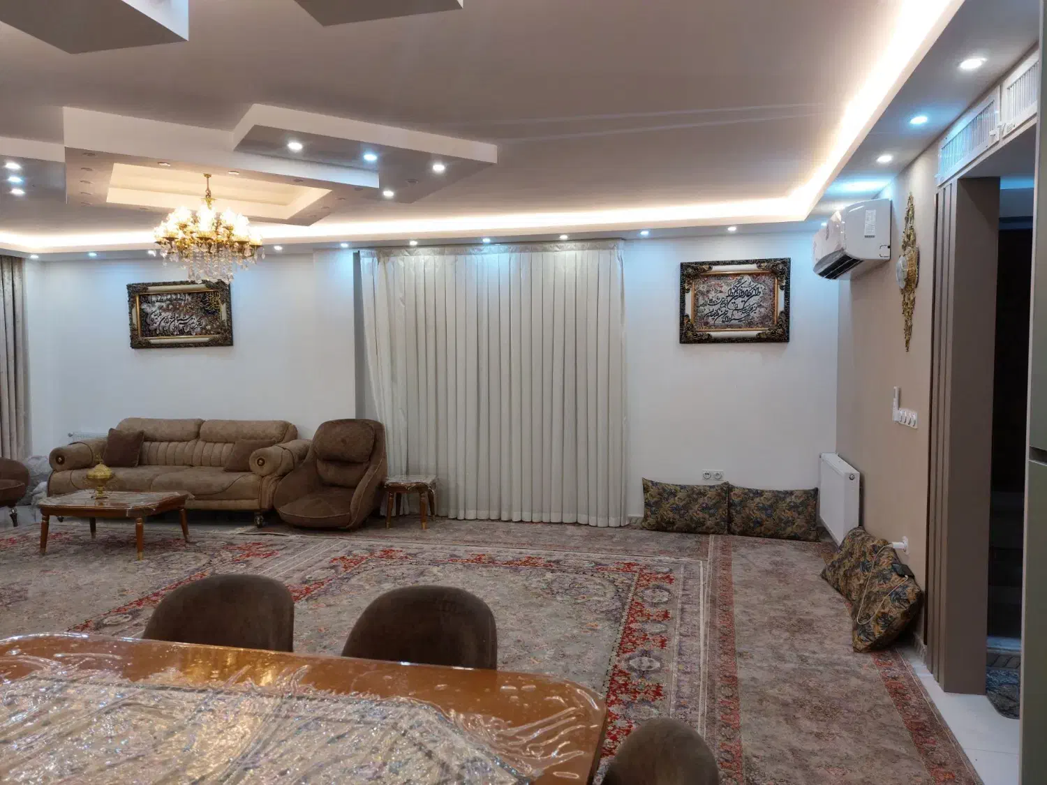 آپارتمان ۱۳۷ متری سه خواب کوچه صفویه|فروش آپارتمان|کاشان, گبرها|دیوار