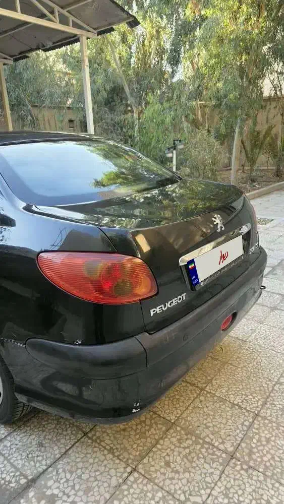 پژو ۲۰۶ صندوقدار مشکی مدل ۹۳|خودرو سواری و وانت|قم, سالاریه|دیوار