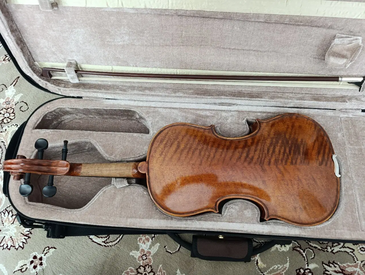 ویولن Amati160|ویولن|اصفهان, مسجد مصلی|دیوار