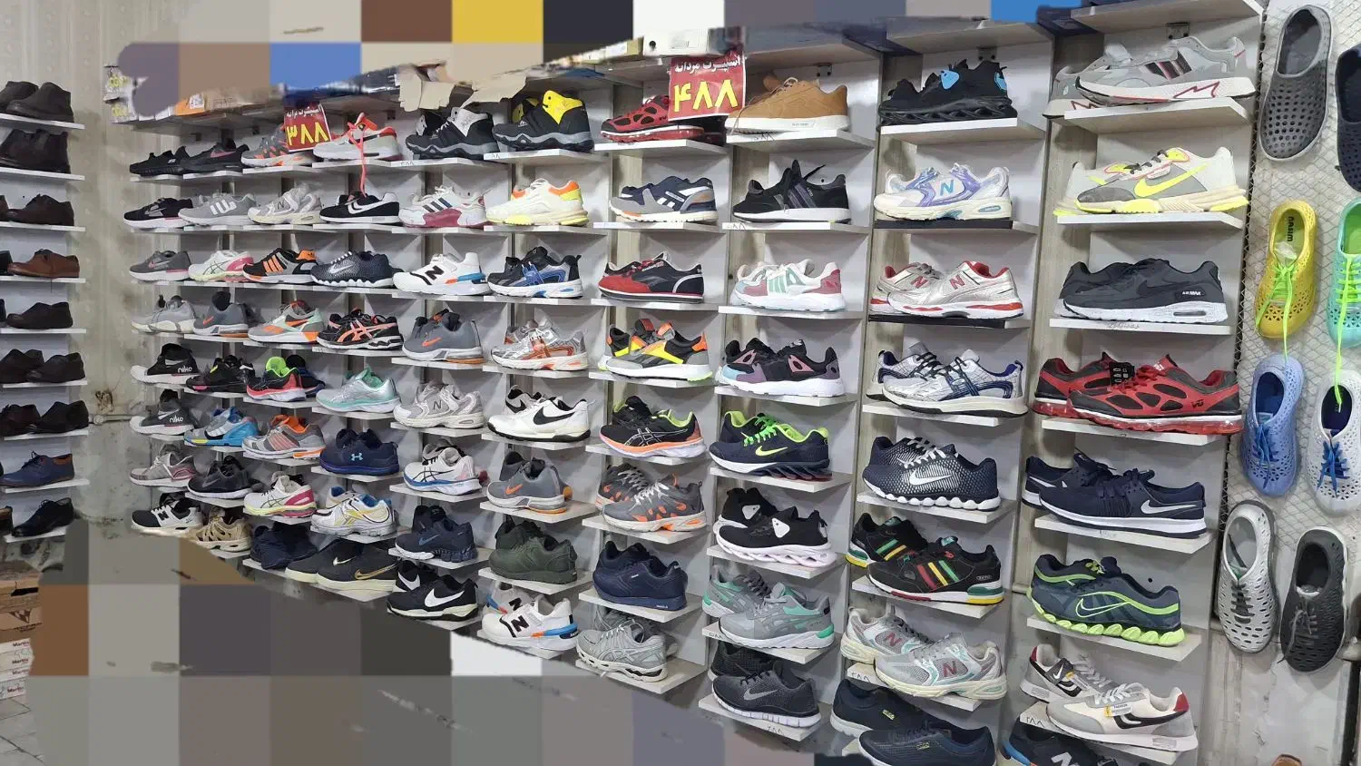 حراج سنگین تمامی کفش ها|کیف، کفش، کمربند|مشهد, گلبرگ شمالی|دیوار