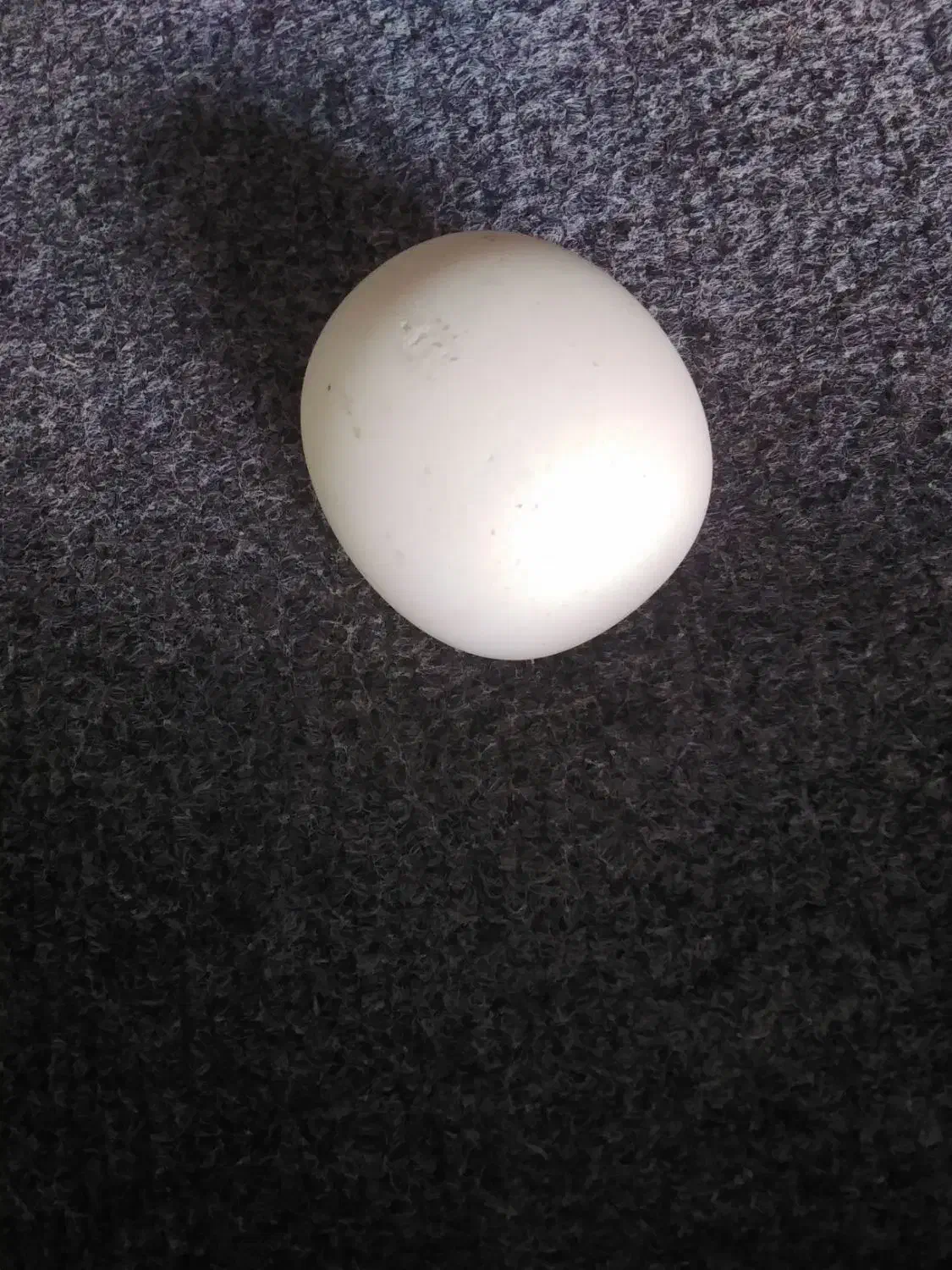 سنگ یشم زیبا سبز تخم مرغی وسنگ آسیاب|کلکسیون اشیاء عتیقه|تویسرکان, |دیوار