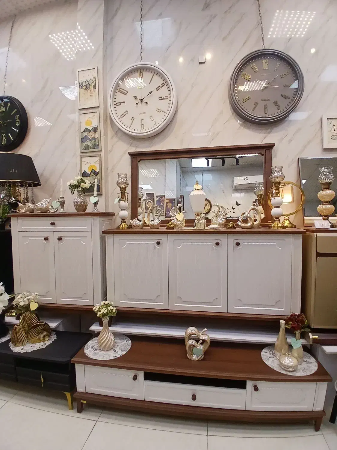 کنسول وآینه میز جاکفشی ست کامل جهزیه عروس|بوفه، ویترین، کنسول|نسیم‌شهر, |دیوار