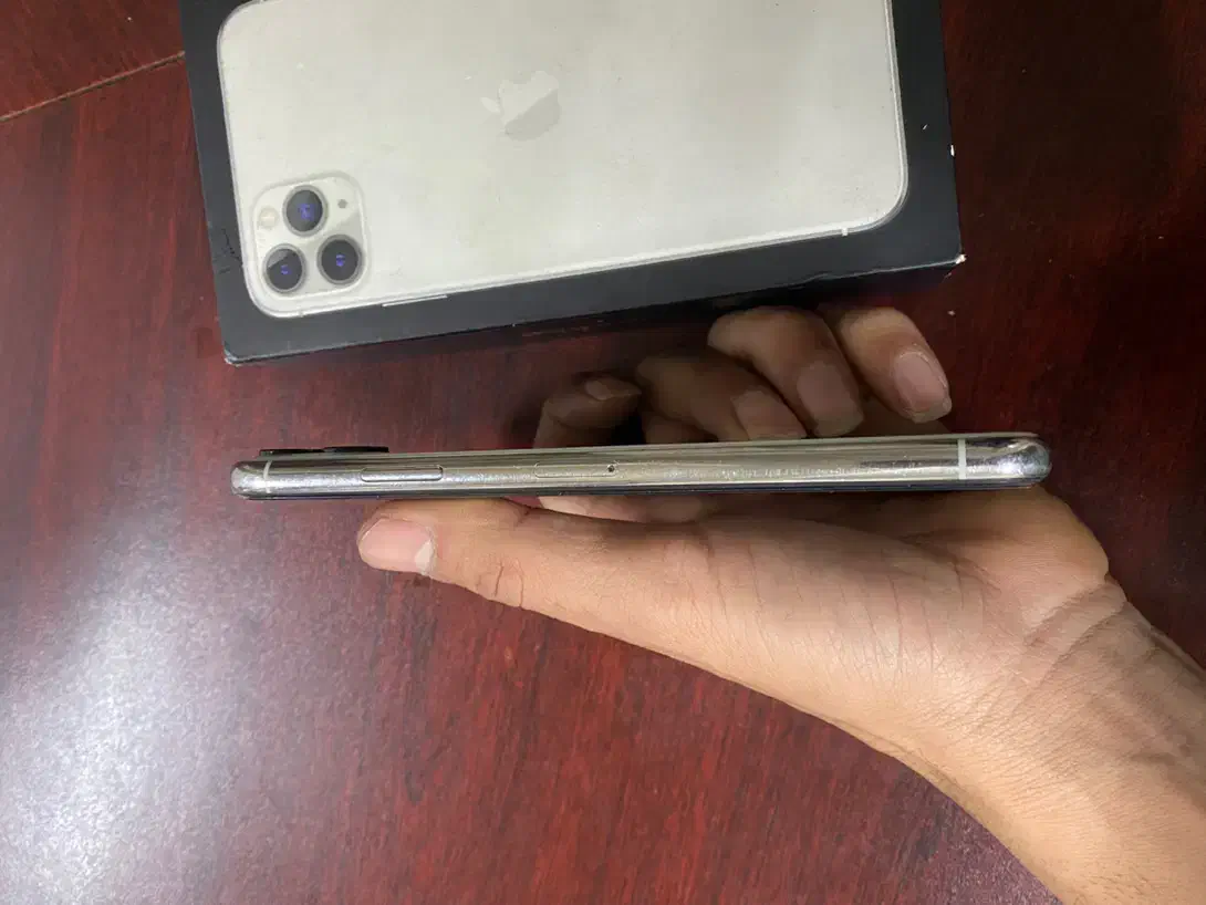 ۱۱ پرومکس در حد تک سیم|موبایل|تهران, جمالزاده|دیوار