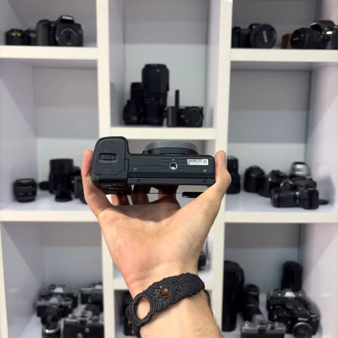 Sony a6400|دوربین عکاسی و فیلم‌برداری|تهران, فردوسی|دیوار