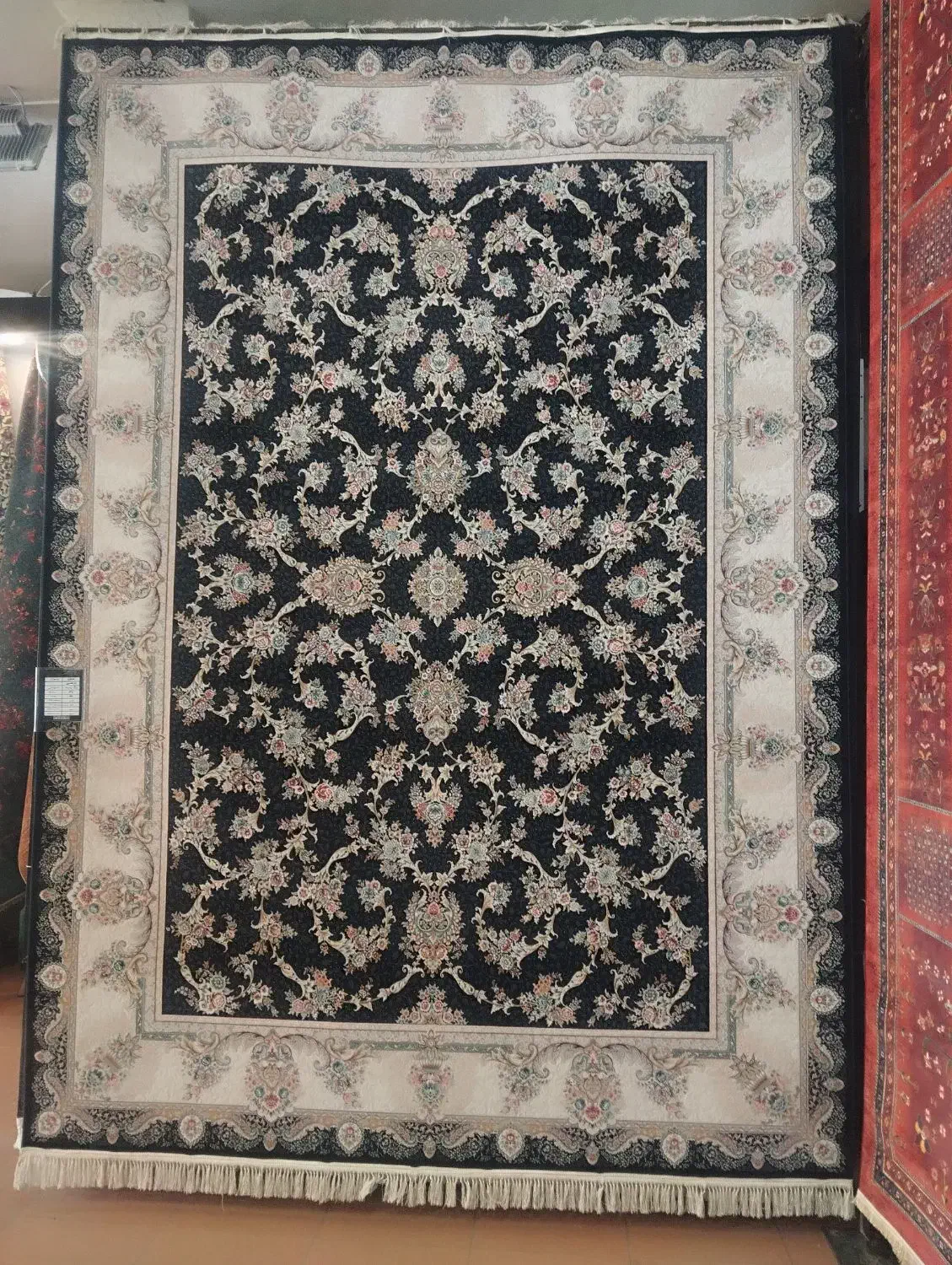 ارغوان سرمه ای|فرش|یاسوج, |دیوار