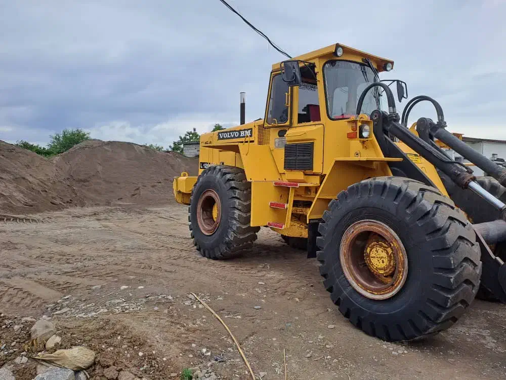 لودر ولوو L120 نمایشگاه غیوری|خودرو سنگین|تهران, آجودانیه|دیوار