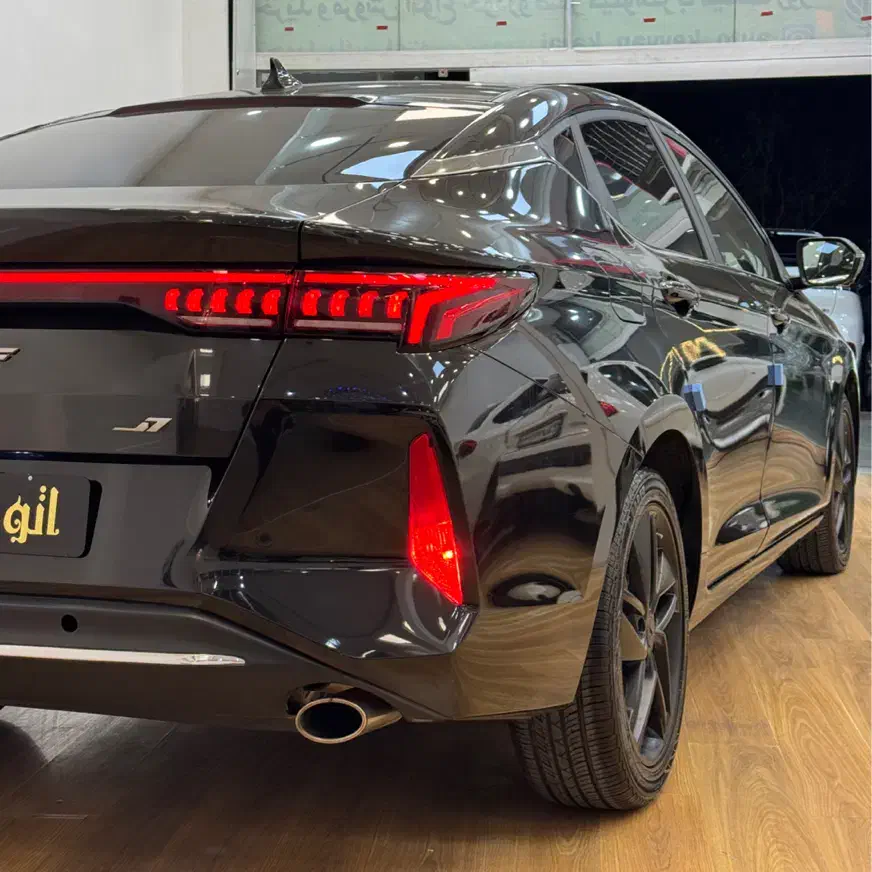 KMC J7 - 1403|خودرو سواری و وانت|فردیس, منظریه|دیوار