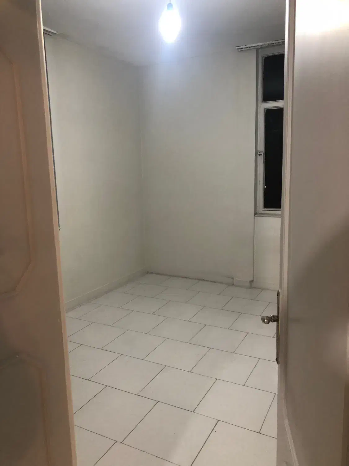 ۷۶  متر ۲ خواب/ فوری/ قیمت عالی زیر نرخ منطقه