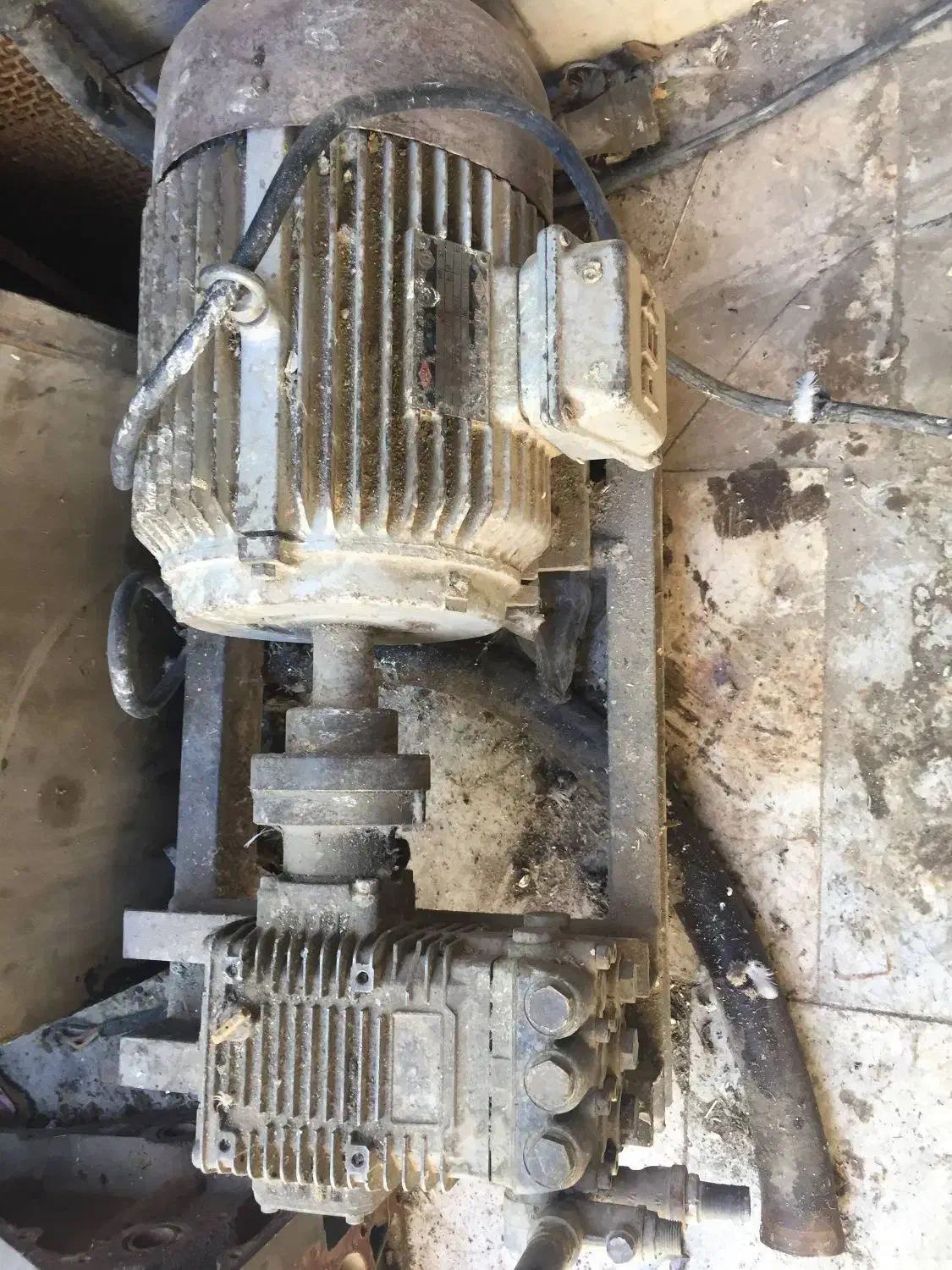 کارواش سه فاز|ابزارآلات|الیگودرز, |دیوار