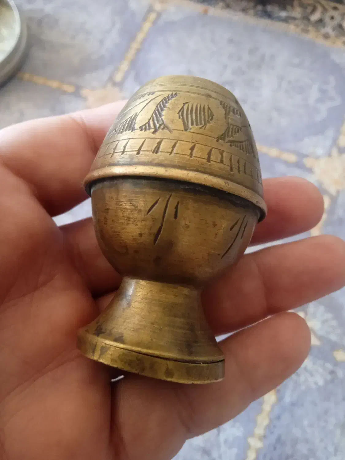 گلدان یا شبیه گلدان زیرخاکی|کلکسیون اشیاء عتیقه|زاهدان, |دیوار