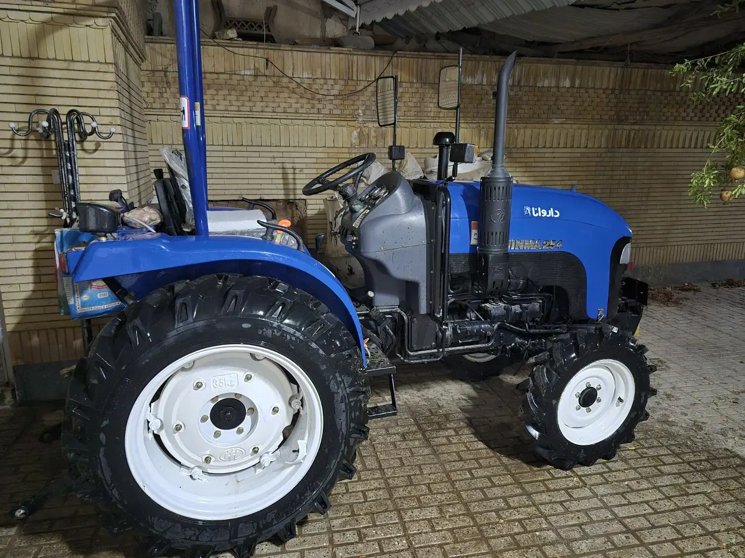 تراکتور داروانا۲۵۴ صفر|خودرو سنگین|کاشمر, |دیوار