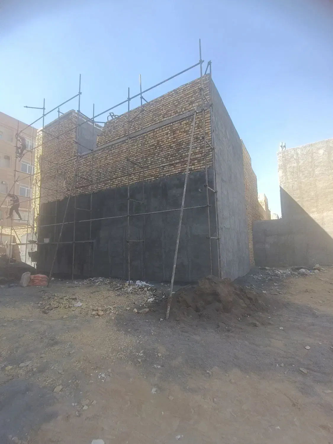 آستری و رویه|خدمات پیشه و مهارت|مهاجران, |دیوار