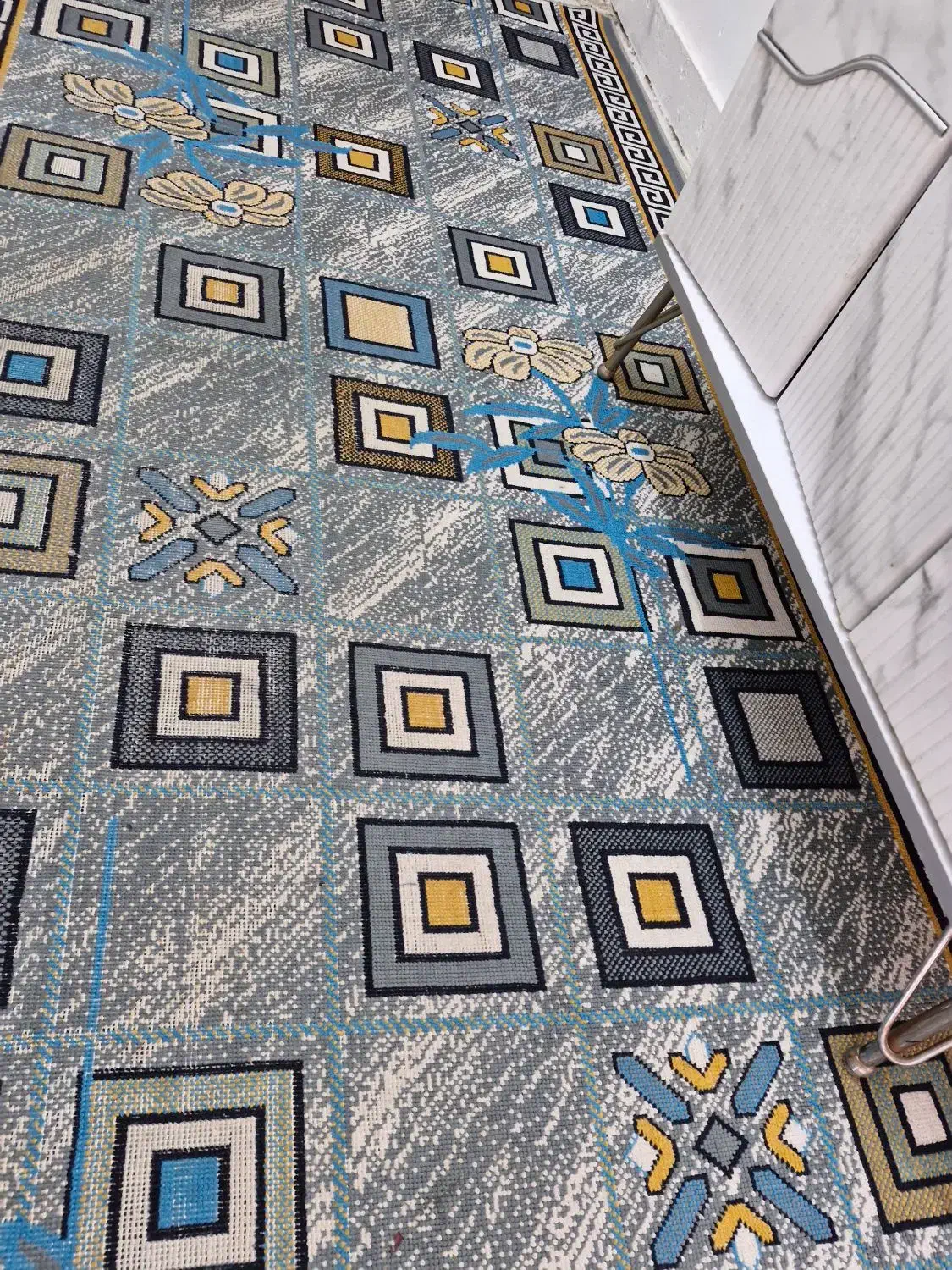 گلیم ۱۲۰ در ۲۴۰|گلیم، جاجیم، گبه|هشتگرد, فاز ۳ مهستان|دیوار