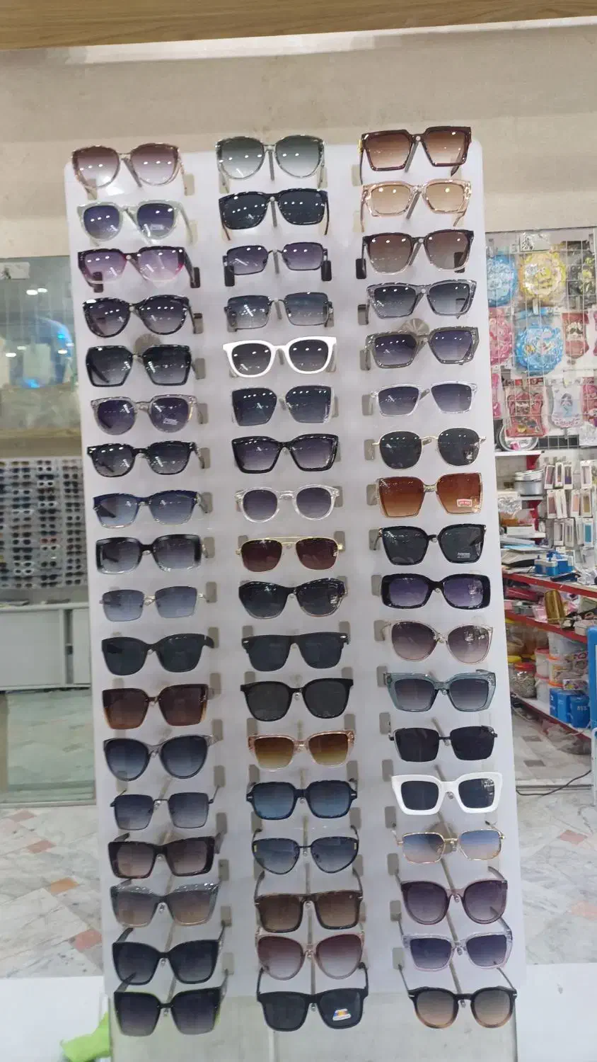 ارزان ترین و بیشترین تنوع در ایران عجیب عینک|زیورآلات و اکسسوری|شیروان (خراسان), |دیوار