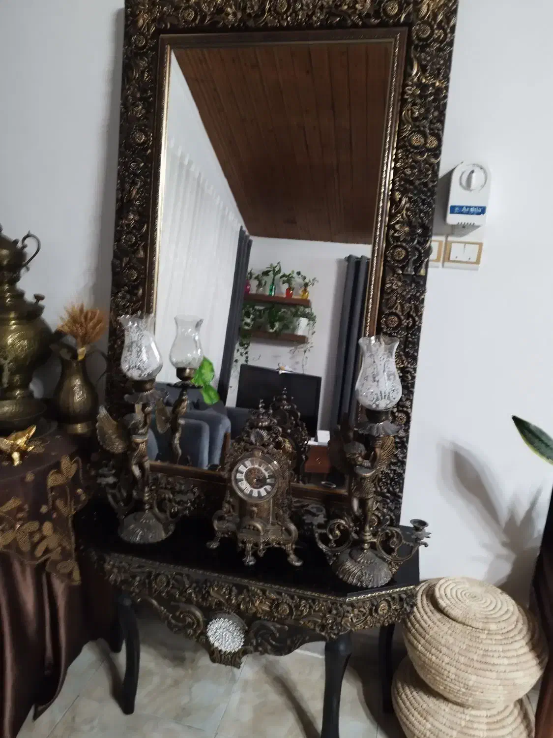 آینه ایستاده|آینه|بابلسر, |دیوار