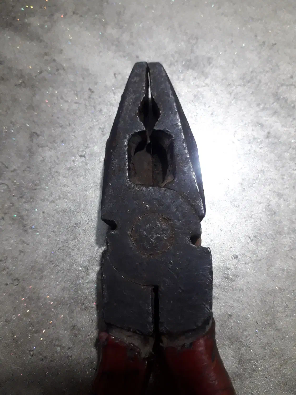 یک عدد انبور دست سالم بدون هیچ ایرادی|ابزارآلات|کرج, گلشهر|دیوار