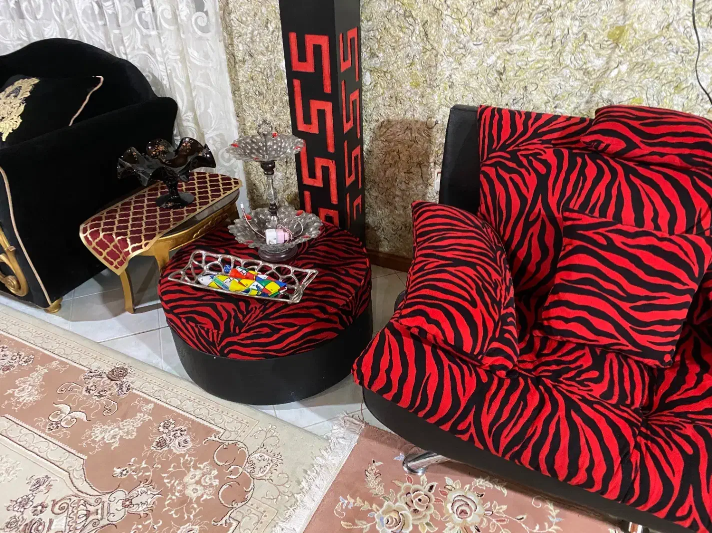 مبل|مبلمان خانگی و میز عسلی|عباسآباد, |دیوار