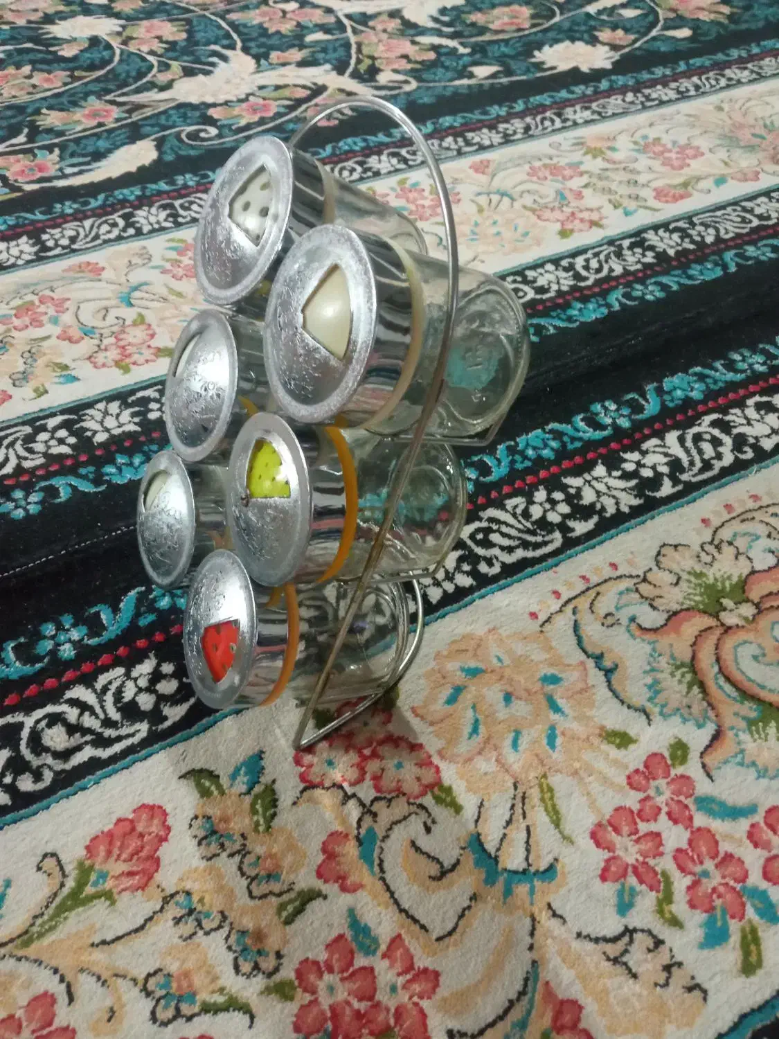 جا ادویه ای|ظروف نگهدارنده، پلاستیکی، یک‌بارمصرف|دورود, |دیوار