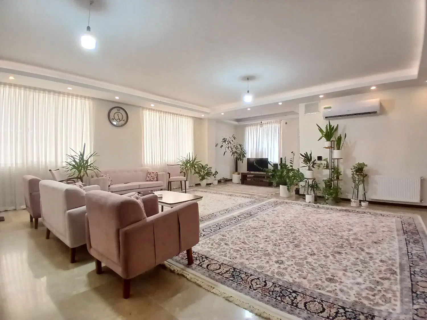 ۱۵۰ متری ۳خواب / تک واحدی / ۳ طرف نورگیر / فازصفر|اجارهٔ آپارتمان|پرند, فاز ۰|دیوار