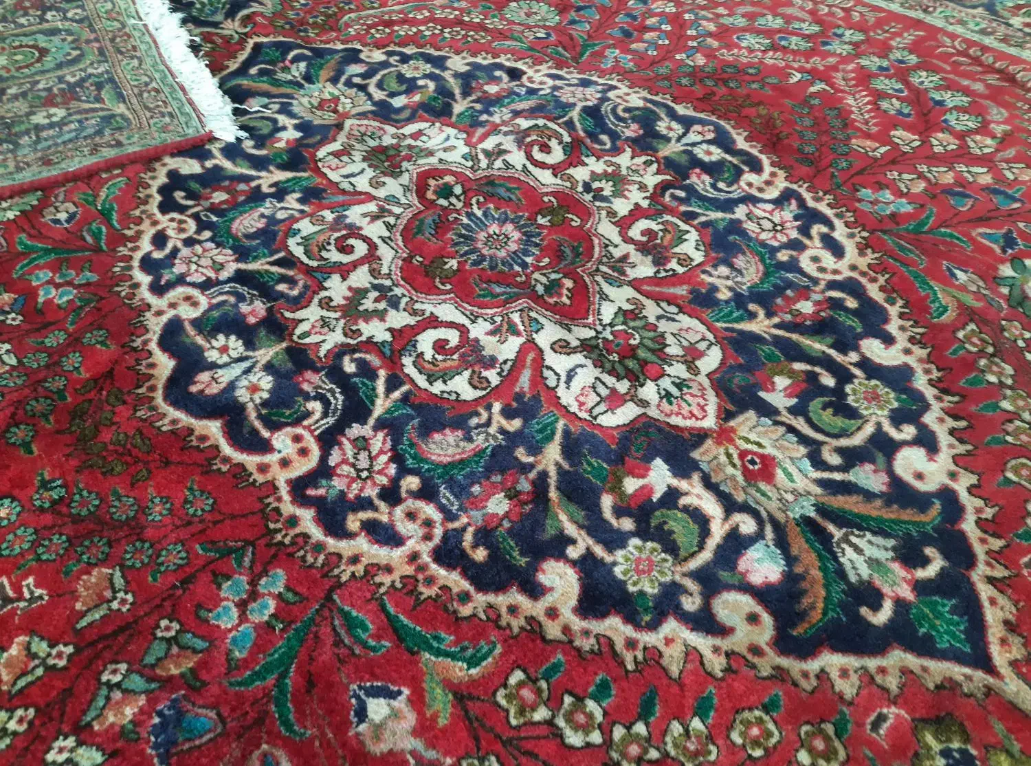 یک تخته فرش۱۲متری دستبافت تبریز خوشرنگ|فرش|تبریز, |دیوار