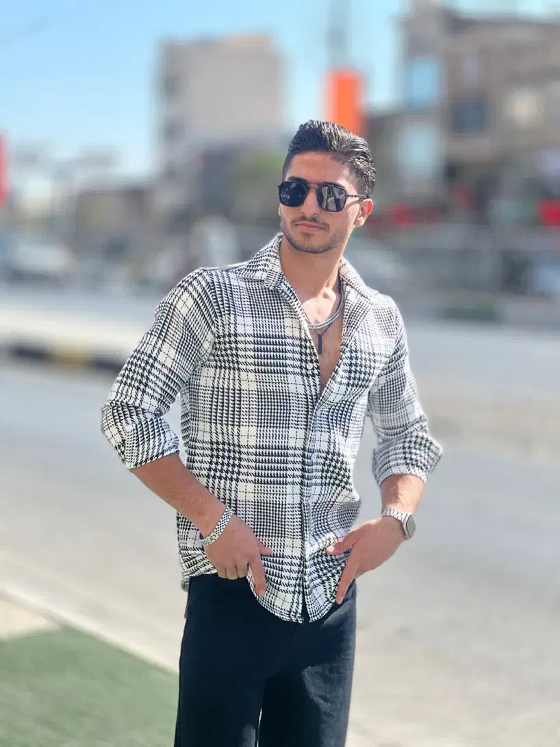 فروش پیراهن پشمی|لباس|قم, چهل درخت‎|دیوار