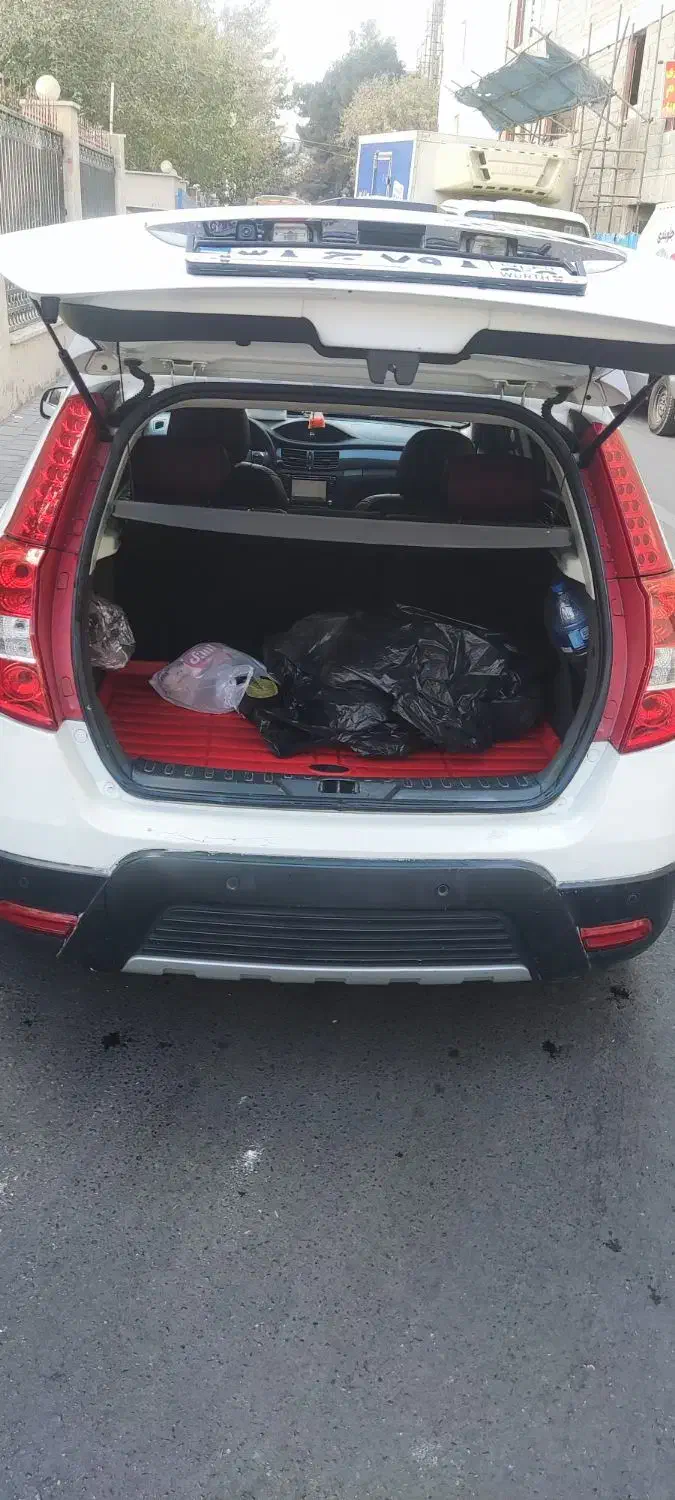 ماشین h30 cross|خودرو سواری و وانت|تهران, شهرک فردوس (حسینی)|دیوار