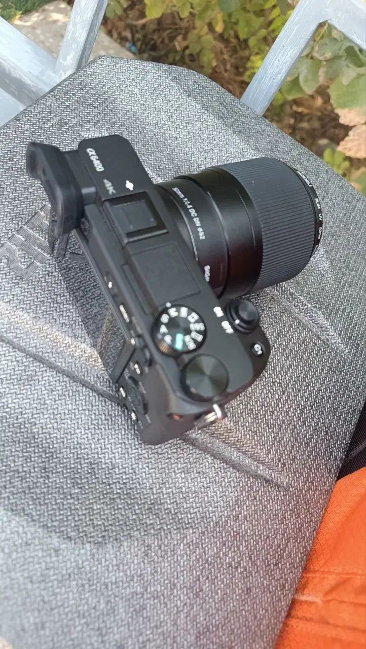 دوربین a6400 سونی درحد اکبند با لنز سیگما|دوربین عکاسی و فیلمبرداری|کرمان, |دیوار