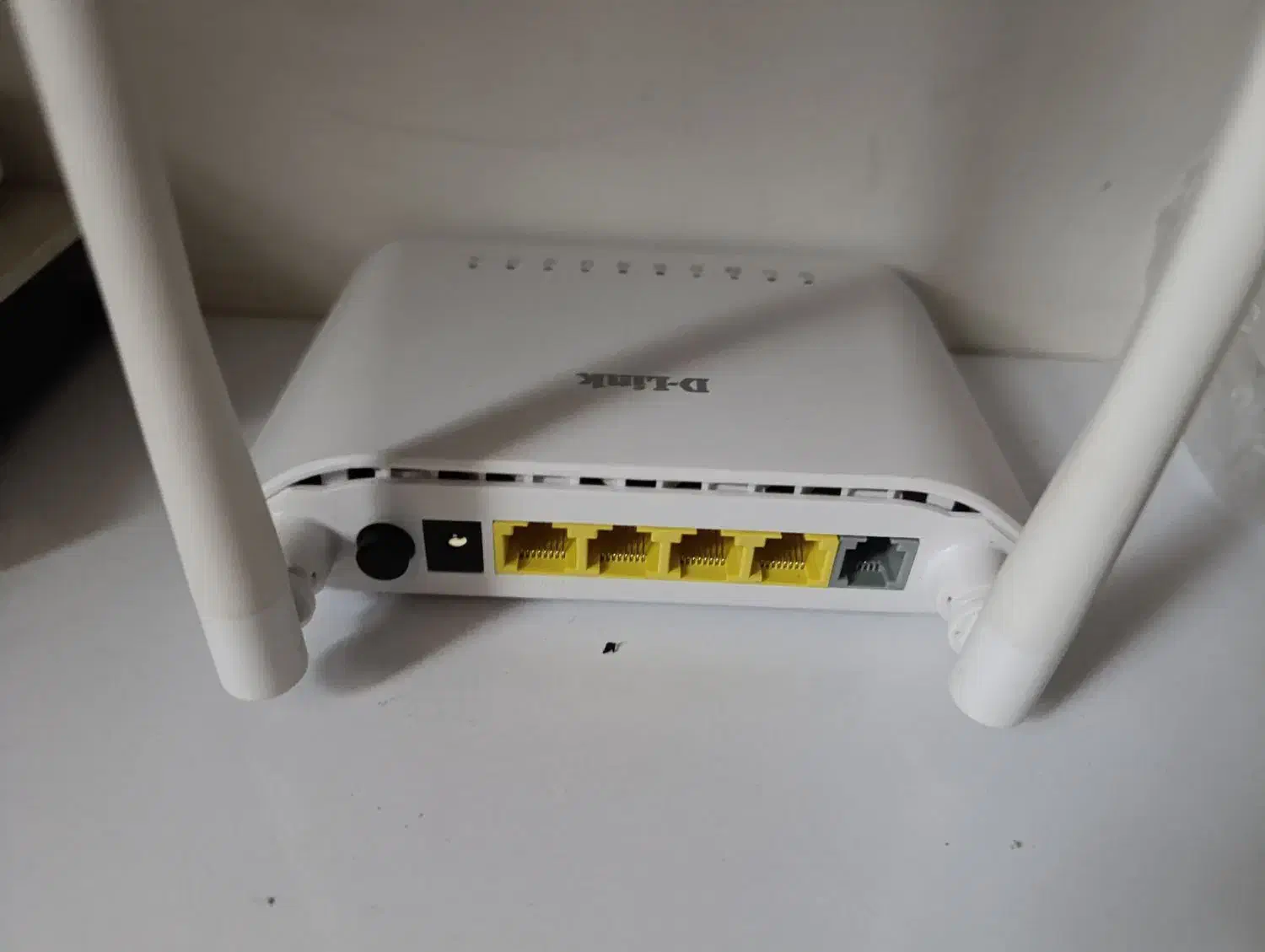 مودم d-link مدل ۲۲۴|مودم و تجهیزات شبکه|مشهد, سجاد شهر|دیوار