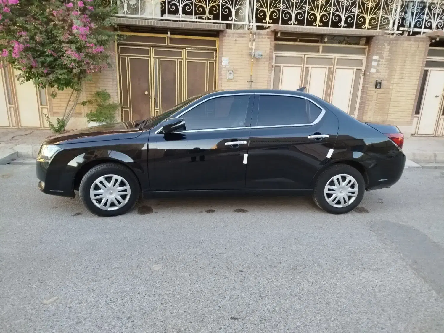 دنا پلاس|خودرو سواری و وانت|دزفول, |دیوار