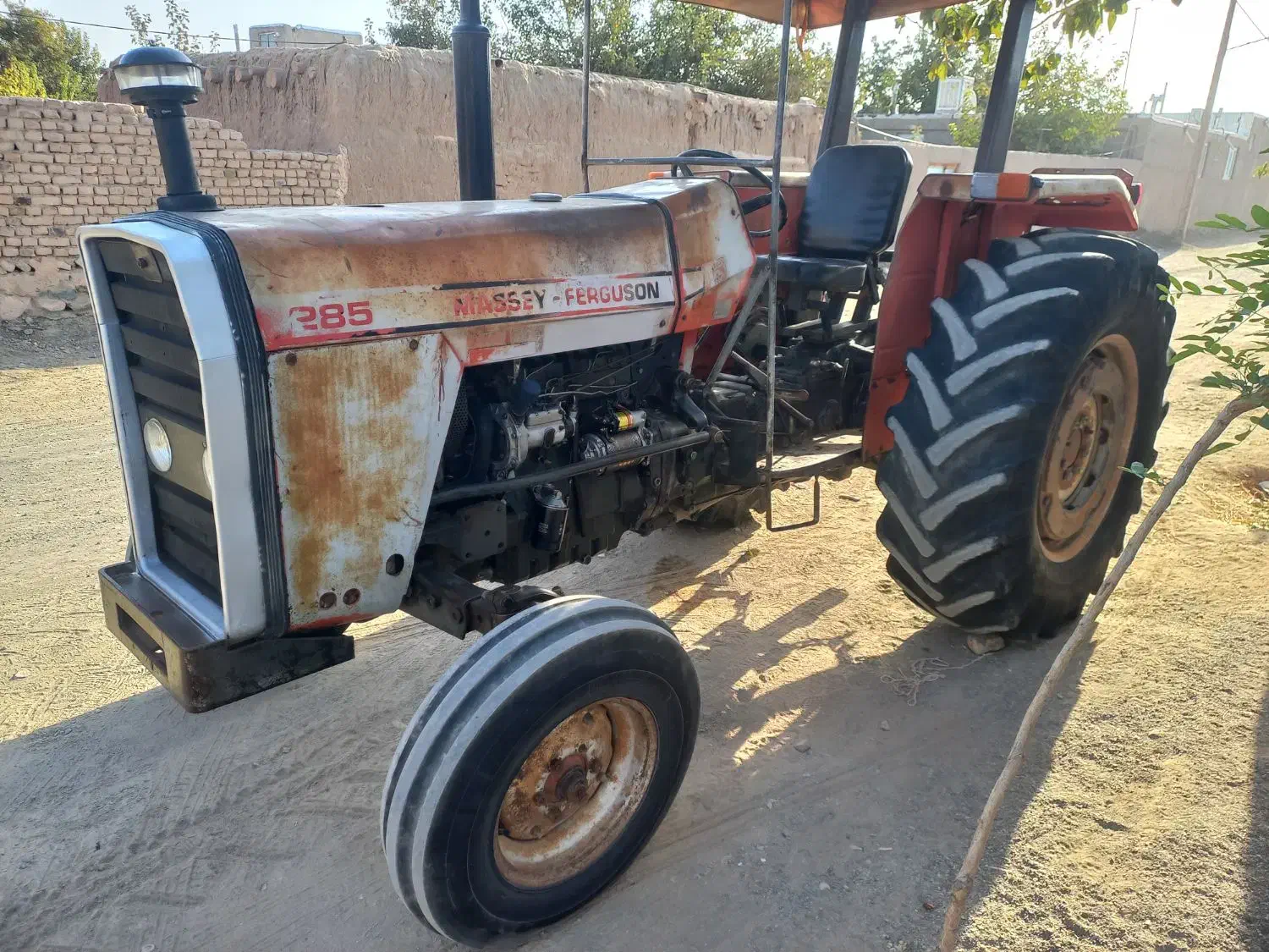 تراکتور۲۸۵تک مدل۷۹|خودرو سنگین|سبزوار, پاسداران|دیوار