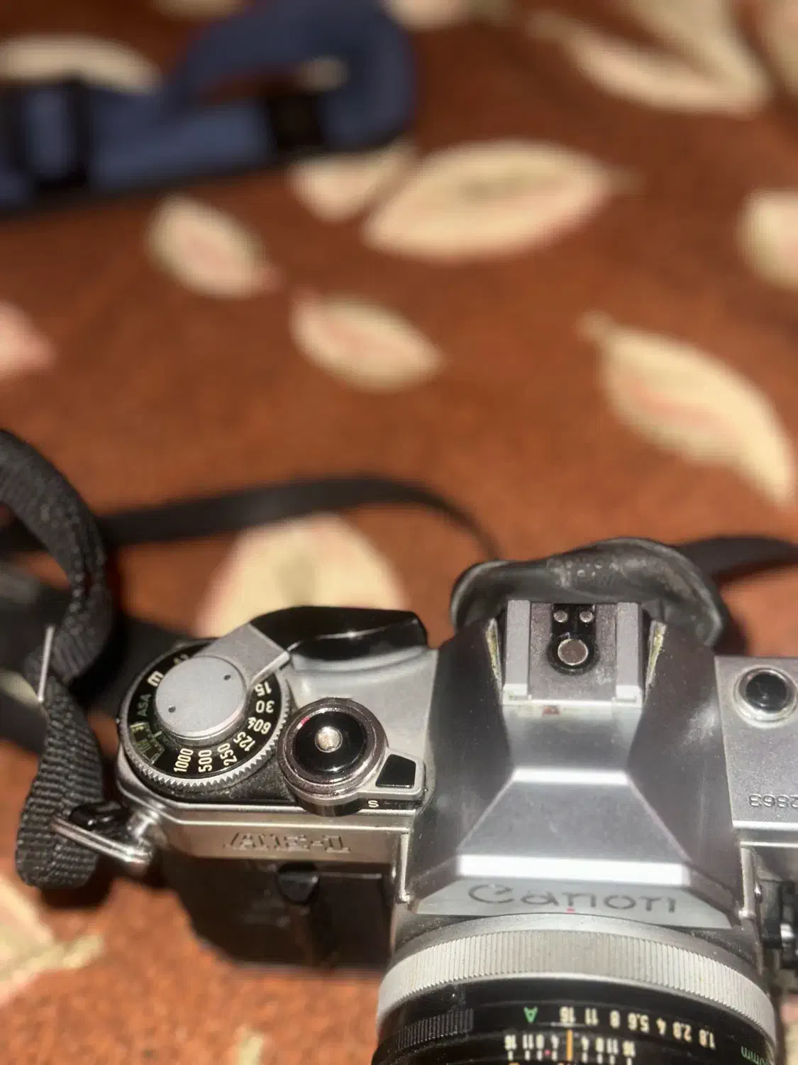 دوربین آنالوگ Canon Ae1 . همراه با لنز CANON|دوربین عکاسی و فیلم‌برداری|تهران, امیرآباد|دیوار