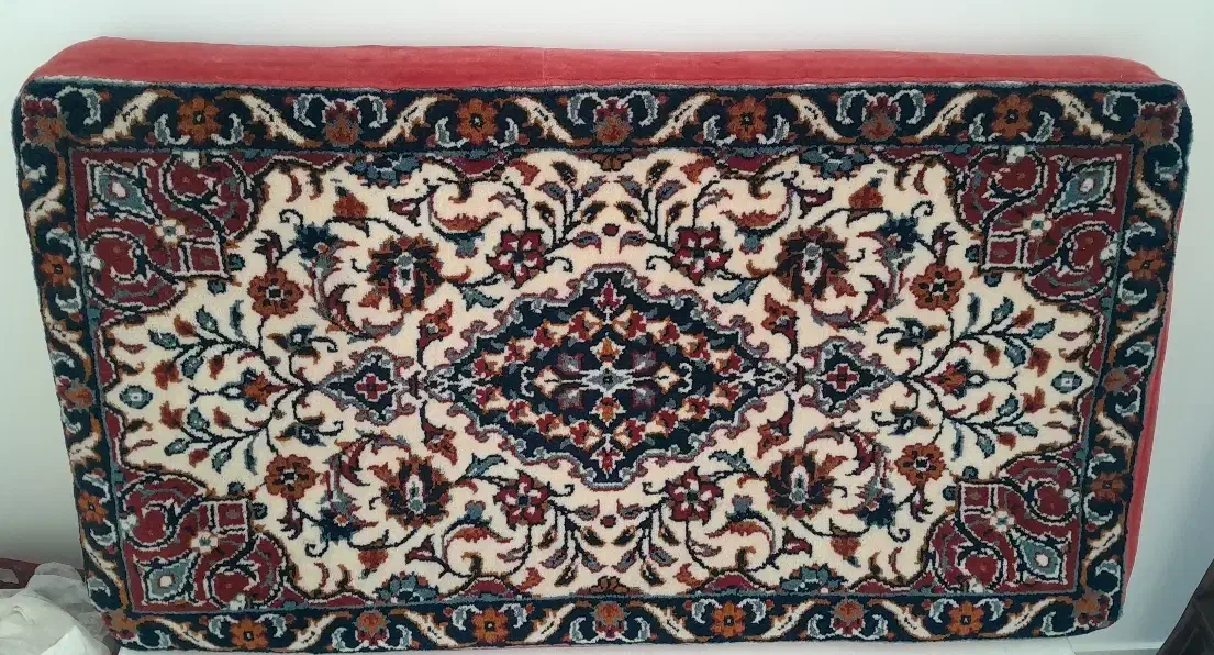 ۲ عدد پشتی ارزان مناسب باغ|پشتی|کاشان, امام خمینی|دیوار