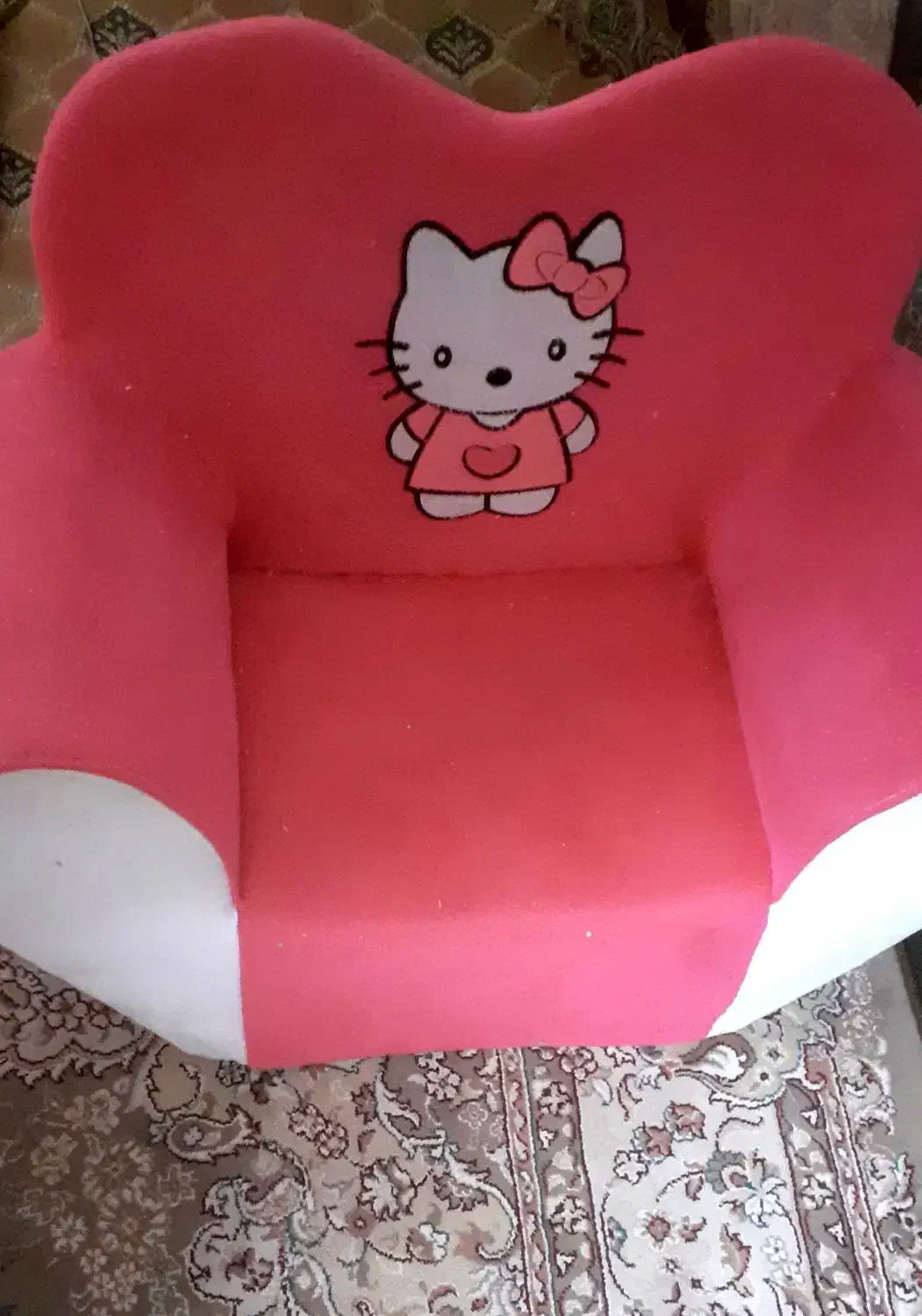 مبل کودک صورتی|تخت و صندلی بچه|علی‌آباد کتول, |دیوار