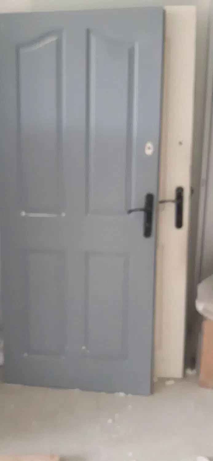 درب اطاق خواب با قفل و دستگیره|مصالح و تجهیزات ساختمان|تهران, حکمت|دیوار